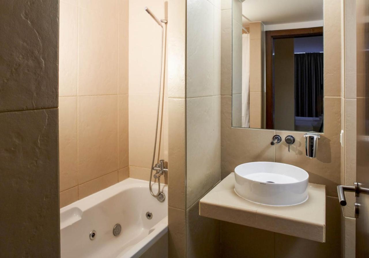 Apartamento Salgados T3 - Vista Piscina Guia  Exterior foto