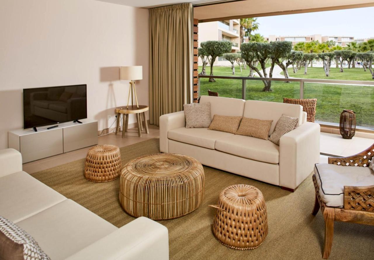 Apartamento Salgados T3 - Vista Piscina Guia  Exterior foto